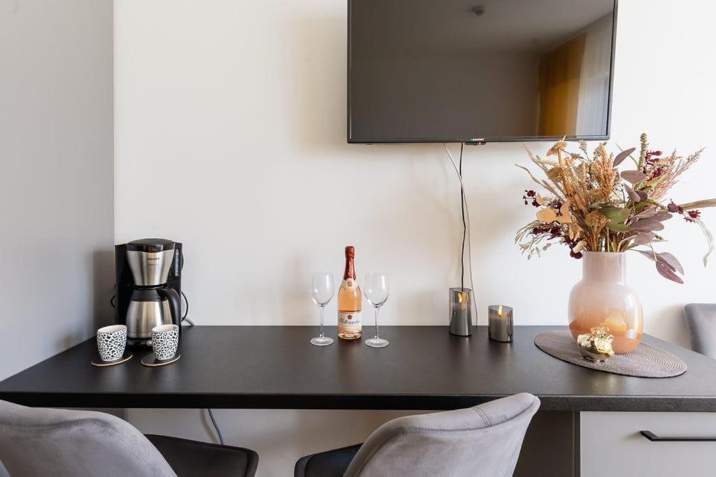 Apartament Ania Z Widokiem Na Morze W Hotelu Arka Kolobrzeg Bagian luar foto