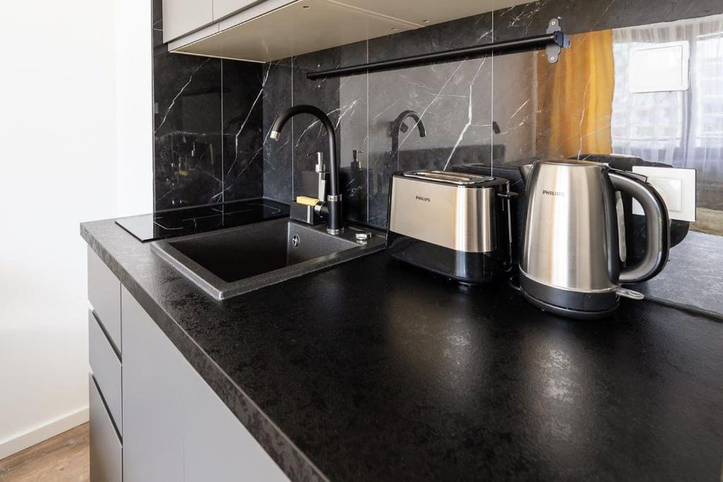 Apartament Ania Z Widokiem Na Morze W Hotelu Arka Kolobrzeg Bagian luar foto