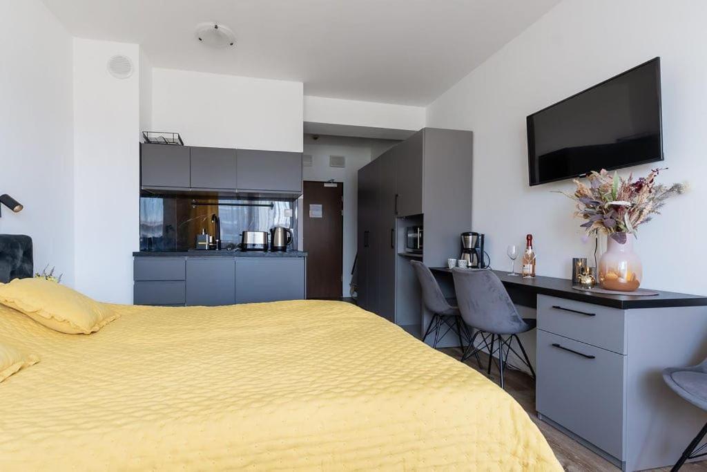 Apartament Ania Z Widokiem Na Morze W Hotelu Arka Kolobrzeg Bagian luar foto